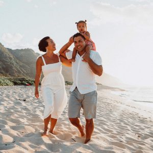 Family Portrait Photographer, Oahu, Hawaii.