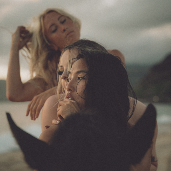 Couple Photography Hawaii featuring a couple at the beach, Kuaui, Hawaii